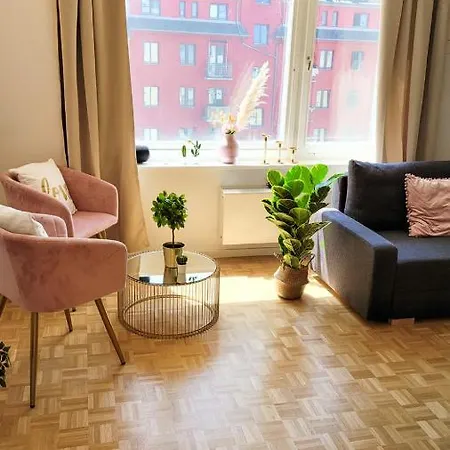 شقة Best Lage Schwabing 70M Sannierte City Wohnung ميونيخ
